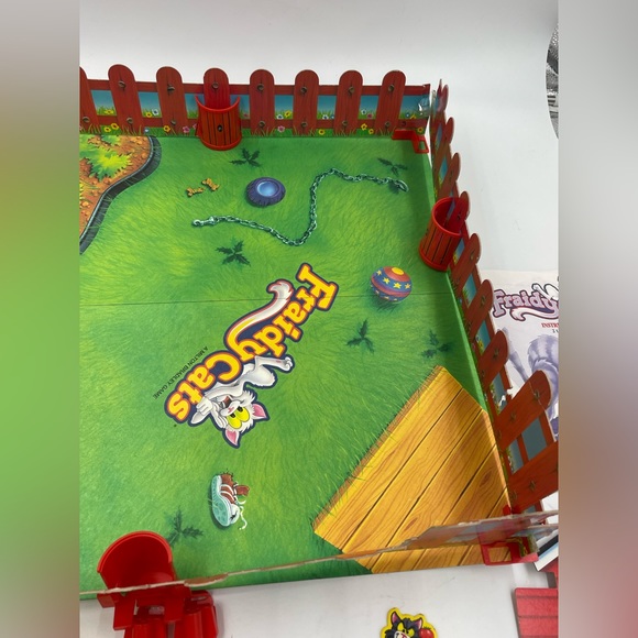 Fraidy Cats 1994 Milton Bradley Board Game Complete VTG - Picture 6 of 12